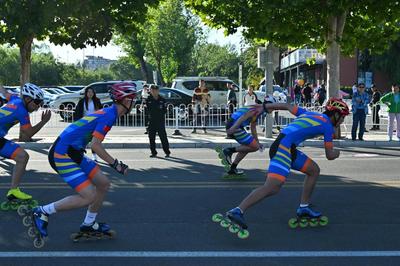 挑戰極限 輪動起來——2023年全民健身“北京紀錄”輪動極限挑戰賽奧園舉辦